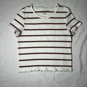 American Eagle Woman Short Sleeve Crop Top